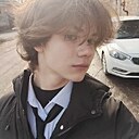 Знакомства: Юра, 19 лет, Орел