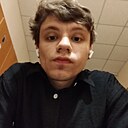 Знакомства: Виталий, 22 года, Луганск