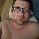 Знакомства: Олег, 39 лет, Междуреченский