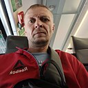 Знакомства: Артём, 41 год, Новоспасское