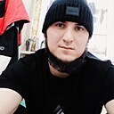 Знакомства: Виктор, 30 лет, Астрахань