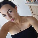 Знакомства: Ила, 23 года, Донецк