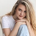 Знакомства: Алина, 24 года, Москва