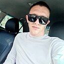 Знакомства: Александр, 28 лет, Омск