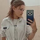 Знакомства: Вика, 18 лет, Талгар