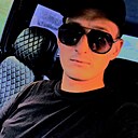 Знакомства: Евгений, 28 лет, Волноваха