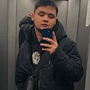 Знакомства: Руслан, 27 лет, Салехард