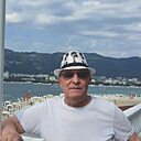 Знакомства: Николай, 69 лет, Геленджик