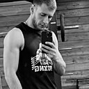 Знакомства: Илья, 35 лет, Чолпон-Ата