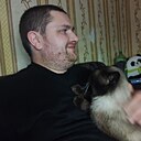 Знакомства: Олег, 32 года, Псков