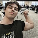 Знакомства: Дмитрий, 18 лет, Ухта