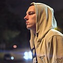 Знакомства: Илья, 23 года, Владивосток