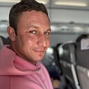 Знакомства: Виталий, 33 года, Калуга