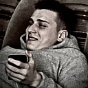 Знакомства: Виктор, 22 года, Ярцево