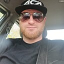 Знакомства: Дмитрий, 35 лет, Керчь