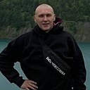 Знакомства: Иван, 26 лет, Южно-Сахалинск