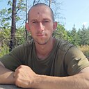 Знакомства: Slavik, 27 лет, Хорол