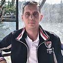 Знакомства: Евгений, 39 лет, Курильск