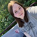 Знакомства: Анастасия, 22 года, Волхов