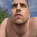 Знакомства: Роман, 20 лет, Волхов