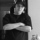 Знакомства: Илья, 23 года, Киров