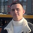 Знакомства: Максим, 21 год, Саратов