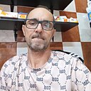 Знакомства: Madalin, 47 лет, București