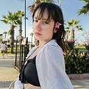 Знакомства: Ксюша, 18 лет, Екатеринбург