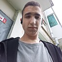 Знакомства: Максим, 18 лет, Краснотурьинск