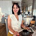 Знакомства: Брюнеточка, 49 лет, Петропавловск-Камчатский