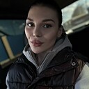 Знакомства: Ксения, 23 года, Екатеринбург