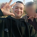 Знакомства: Дмитрий, 22 года, Ялта
