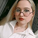 Знакомства: Лёлик, 22 года, Екатеринбург