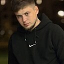 Знакомства: Кирилл, 27 лет, Тюмень
