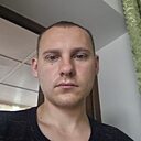 Знакомства: Максим, 24 года, Умань
