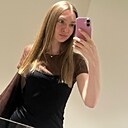 Знакомства: Евгения, 30 лет, Санкт-Петербург