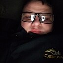 Знакомства: Денис, 18 лет, Щучин