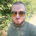 Знакомства: Макс, 32 года, Волноваха