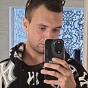 Знакомства: Илья, 23 года, Чебаркуль