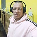 Знакомства: Денис, 46 лет, Нижний Тагил