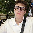 Знакомства: Александр, 18 лет, Орел