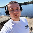 Знакомства: Denis, 35 лет, Волхов