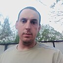Знакомства: Юра, 24 года, Уссурийск