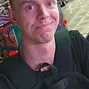 Знакомства: Данил, 25 лет, Евпатория