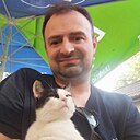 Знакомства: Adrian, 39 лет, București