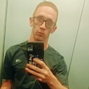 Знакомства: Максим, 22 года, Ижевск