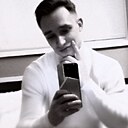 Знакомства: Виталий, 26 лет, Несвиж