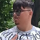 Знакомства: Razvan, 18 лет, București