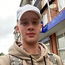 Знакомства: Илья, 21 год, Петропавловск