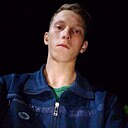 Знакомства: Виктор, 19 лет, Магнитогорск
